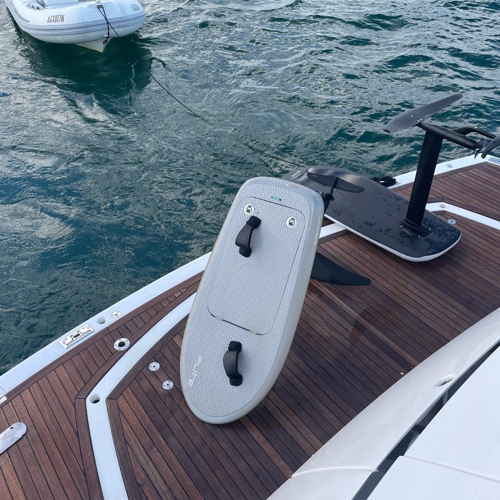 Fliteboard-Superyacht-Yacht-Supply-Flite